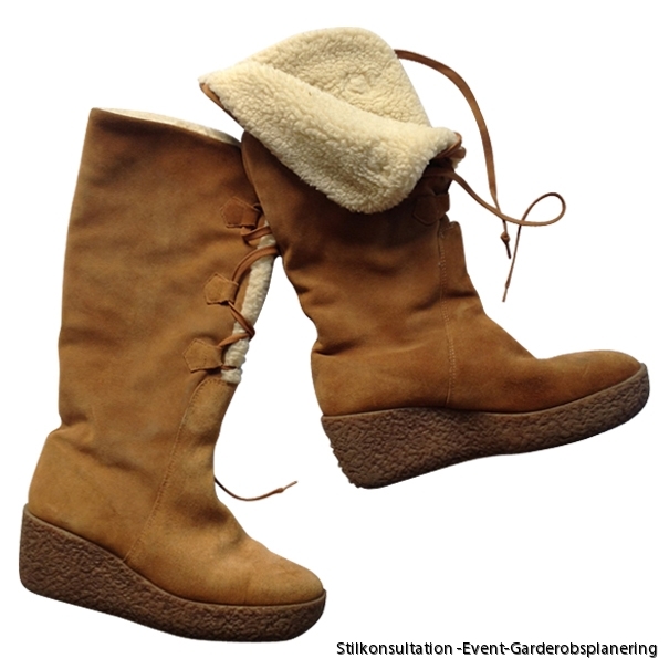 michael kors shearling boots