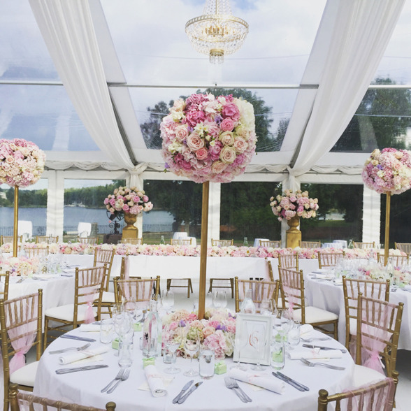 Tent wedding at Villa Pauli Tent wedding at Villa Pauli
