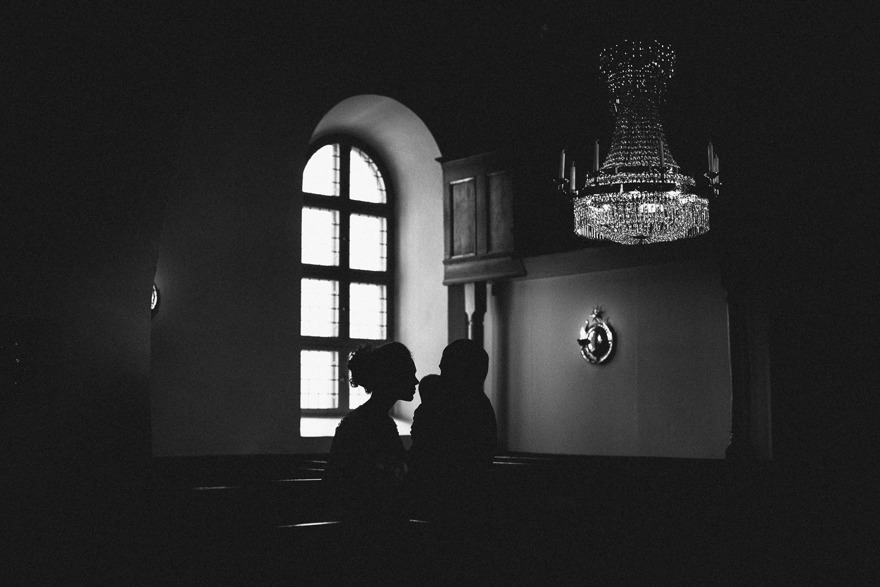 Bröllop på Österlen, Vitaby kyrka. Fotograf Rebecca Wallin Bröllop på Österlen, Vitaby kyrka. Fotograf Rebecca Wallin