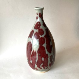 Sven Hofverberg, vase with red spots ....................... 1 400 SEK