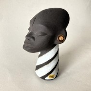 Jaap Ravelli earthenware African womanf