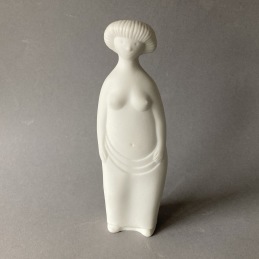 Stig Lindberg Parian figurine Lilla Eva .................... 2 500 SEK