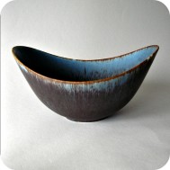 K2977: ARO bowl brown outside blue inside
