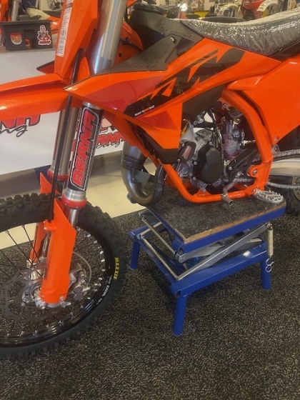 Guillaume Husky 300.