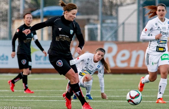 Nu väntar match mot Kristianstad. KGFC har revansch att utkräva efter förlusten på bortaplan i april. Sara Lindén och Marlene Sjöberg har båda sett starka ut på veckans träningar. Foto: PER MONTINI Nu väntar match mot Kristianstad. KGFC har revansch att utkräva efter förlusten på bortaplan i april. Sara Lindén och Marlene Sjöberg har båda sett starka ut på veckans träningar. Foto: PER MONTINI