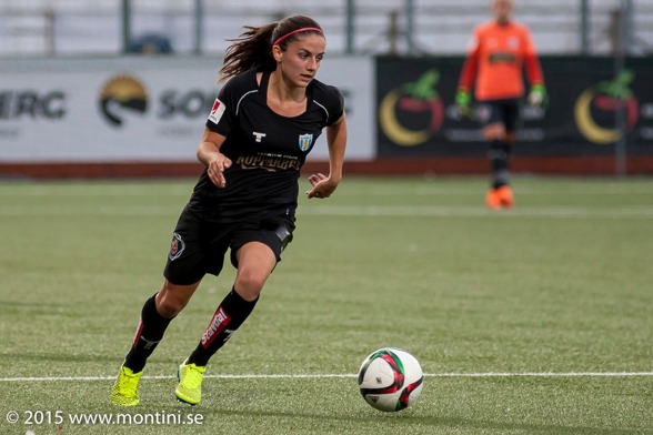 Danielle van de Donk var kanske bästa spelare i KGFC på söndagen. Holländskan kommer allt bättre in i sitt nya lag, visar bra attityd och arbetskapacitet. Foto. PER MONTINI Danielle van de Donk var kanske bästa spelare i KGFC på söndagen. Holländskan kommer allt bättre in i sitt nya lag, visar bra attityd och arbetskapacitet. Foto. PER MONTINI