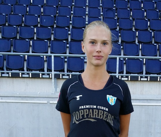 Cornelia Karlsson visade fighting spririt,vilja och moral mot Kungsbacka! Hon är en av många F19-spelare i KGFC som visar att de vill något med sin fotboll! Go, go, go!!! Cornelia Karlsson visade fighting spririt,vilja och moral mot Kungsbacka! Hon är en av många F19-spelare i KGFC som visar att de vill något med sin fotboll! Go, go, go!!!