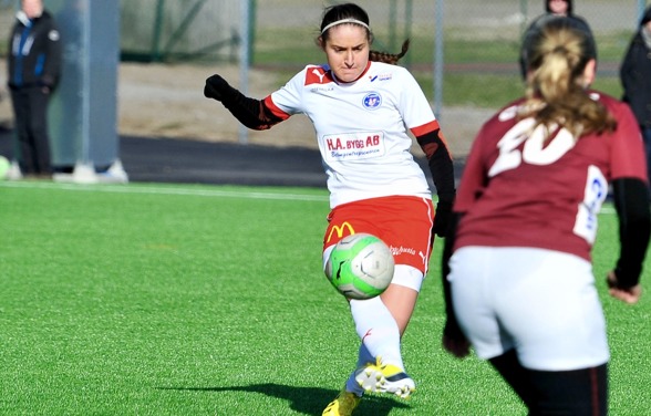Skyttedrottningen Bajramovic klar för KGFC. Gissa om klubben är stolt och glad över att knyta en sådan supertalang till sig... Skyttedrottningen Bajramovic klar för KGFC. Gissa om klubben är stolt och glad över att knyta en sådan supertalang till sig...