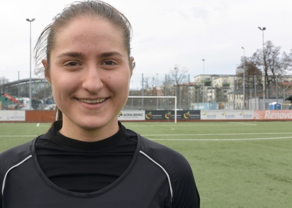 Senast in i KGFC-truppen är Irvinia Bajramovic, värvad från IK Rössö i Uddevalla. I matchen mot Kristianstad fick hon sitt tredje inhopp i laget –och ser riktigt spännande ut. Foto: TORE LUND Senast in i KGFC-truppen är Irvinia Bajramovic, värvad från IK Rössö i Uddevalla. I matchen mot Kristianstad fick hon sitt tredje inhopp i laget –och ser riktigt spännande ut. Foto: TORE LUND