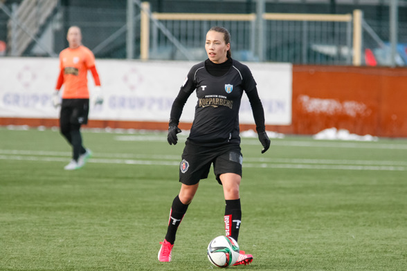 Elin Landström svarade för en gedigen defensiv insats mot Malbacken. Dessutom gjorde hon ett fantatsiskt vackert frisparksmål. Foto: PER MONTINI Elin Landström svarade för en gedigen defensiv insats mot Malbacken. Dessutom gjorde hon ett fantatsiskt vackert frisparksmål. Foto: PER MONTINI