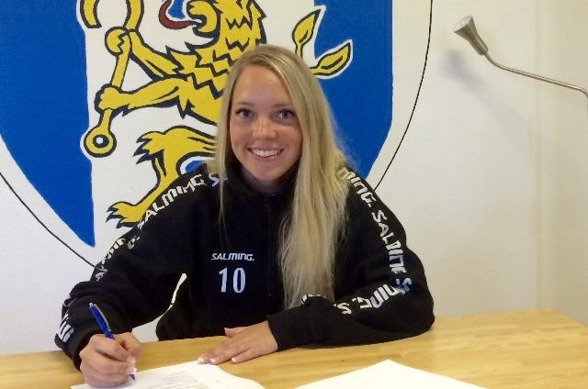 KGFC:s lagkapten Elin Rubensson stannar i klubben över säsongen 2018. Det nya kontraktet blev klart tidigare i veckan. Foto. LASSE SVENSSON KGFC:s lagkapten Elin Rubensson stannar i klubben över säsongen 2018. Det nya kontraktet blev klart tidigare i veckan. Foto. LASSE SVENSSON