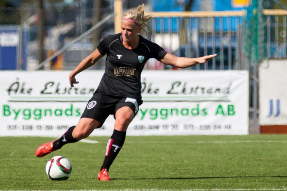 Kathlene Fernström har bestämt sig för att lägga fotbollsskorna på hyllan och flytta hem till Värmland. Foto: PER MONTINI Kathlene Fernström har bestämt sig för att lägga fotbollsskorna på hyllan och flytta hem till Värmland. Foto: PER MONTINI