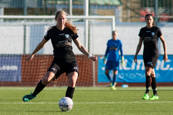 KGFC satsade hårt mot Rosengård, men men lyckades inte skaka Rosengård över 90 minuter. Foto: PER MONTINI KGFC satsade hårt mot Rosengård, men men lyckades inte skaka Rosengård över 90 minuter. Foto: PER MONTINI