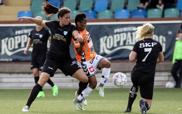 Mittabcken Taylor Leach var en av de bästa i KGFC i förlustmatchen mot Kristanstad Foto: PER MONTINI Mittabcken Taylor Leach var en av de bästa i KGFC i förlustmatchen mot Kristanstad Foto: PER MONTINI