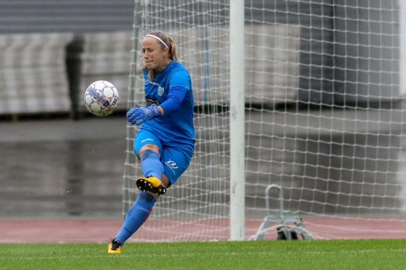 För Loes Geurts väntar en dramatisk höst med både playoff till VM och toppstrid i allsvenskan. Foto: PER MONTINI För Loes Geurts väntar en dramatisk höst med både playoff till VM och toppstrid i allsvenskan. Foto: PER MONTINI