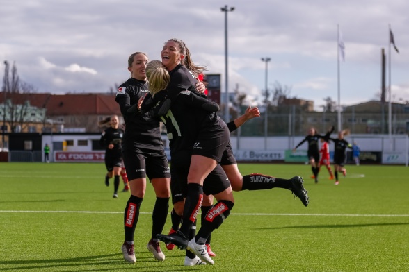 Förhoppningsvis blir det lika jublande fantastiskt roligt när cupfinalen spelas den 1 maj. Foto: PER MONTINI Förhoppningsvis blir det lika jublande fantastiskt roligt när cupfinalen spelas den 1 maj. Foto: PER MONTINI