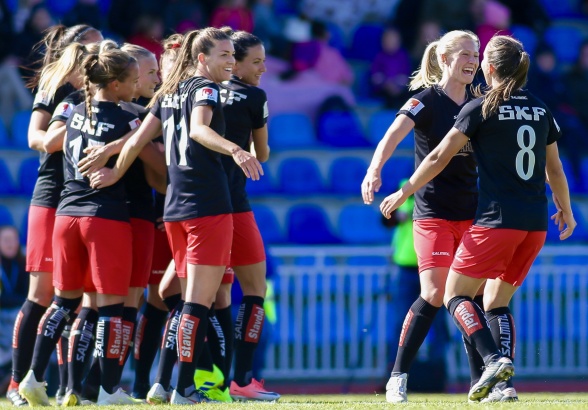 Härlig seger i premiären mot Kungsbacka. Temperaturen stiger inför cupfinalen den 1 maj. Foto: PER MONTINI Härlig seger i premiären mot Kungsbacka. Temperaturen stiger inför cupfinalen den 1 maj. Foto: PER MONTINI