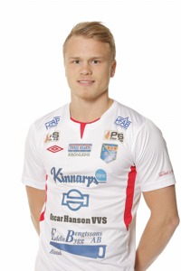 Matchens spelare: Isak Petersson var en av få spelare som stack ut rejält i en match med två bra lag. Foto: Sportfoto Syd Matchens spelare: Isak Petersson var en av få spelare som stack ut rejält i en match med två bra lag. Foto: Sportfoto Syd