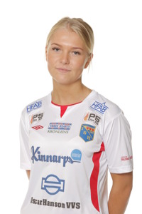 Emmy Zetterberg öppnade målskyttet när hon gjorde 1--0 på straff i den första minuten. Foto: Sportfoto Syd Emmy Zetterberg öppnade målskyttet när hon gjorde 1--0 på straff i den första minuten. Foto: Sportfoto Syd