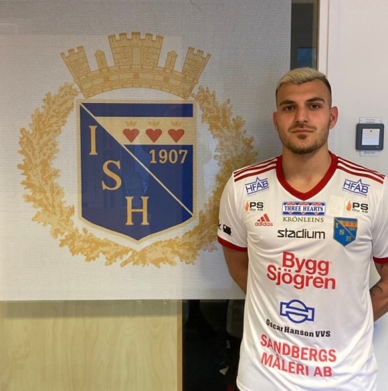 Kosovar Sulejmani, senaste tillskottet hos Halmia herr. Foto: IS Halmia (ny bild med "rätt" tröja kommer under tisdagen. Kosovar Sulejmani, senaste tillskottet hos Halmia herr. Foto: IS Halmia (ny bild med "rätt" tröja kommer under tisdagen.