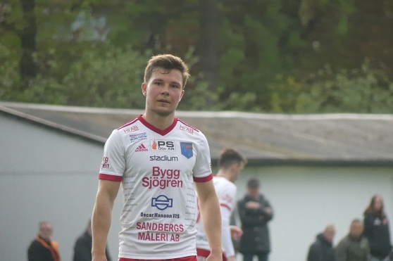 Halmias Oskar Törnfeldt leder interna skytteligan på 4 gjorda mål, nu behöver fler offensiva spelare kliva fram. Foto: IS Halmia Halmias Oskar Törnfeldt leder interna skytteligan på 4 gjorda mål, nu behöver fler offensiva spelare kliva fram. Foto: IS Halmia