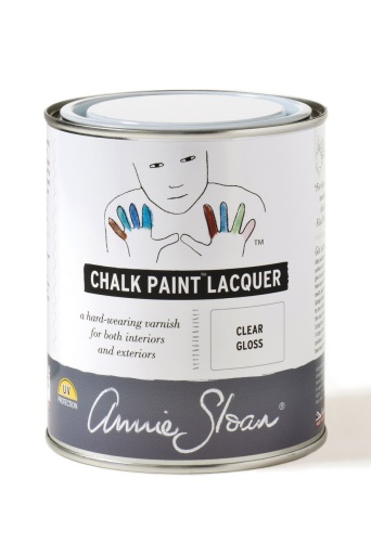 Annie Sloan Laquer Gloss. Lack med glans, utan att vara högblank