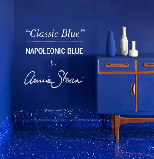 Classic Blue, colour of the year, kulören som påminner mycket om Napoleonic Blue
