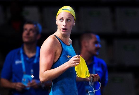 Jennie Johansson till semifinal som åttonde simmerska i morse.