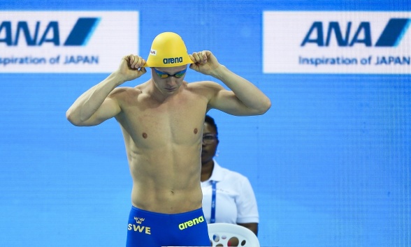 Erik Persson inledde VM med svenskt rekord på 100m bröstsim