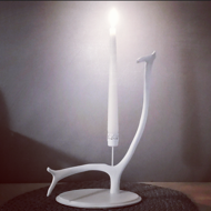 Produktnamn: Stående ljusstake vit.Pris: 390 SEK Produktnamn: Stående ljusstake vit.Pris: 390 SEK