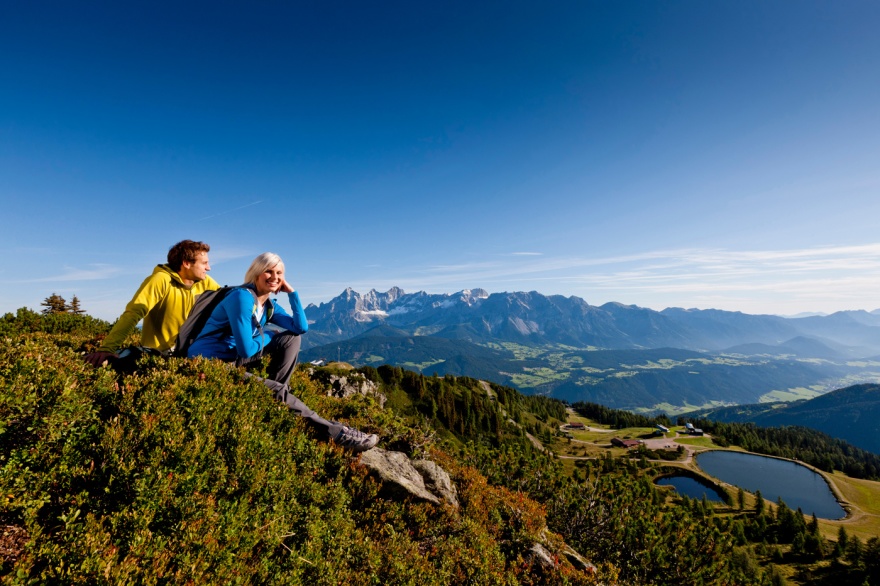 Du kan vinna en vandringsresa runt mäktiga Dachstein i Österrike © Schladming-Dachstein Ikarus.cc Du kan vinna en vandringsresa runt mäktiga Dachstein i Österrike © Schladming-Dachstein Ikarus.cc