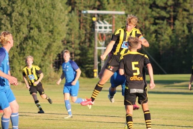 Kuben 2 nådde högst när man fick spela hemma borta mot Fränsta på Myggvallen.Foto: Roger Mattsson, Lokalfotbollen.nu