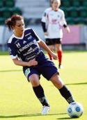 Förre SDFF-anfallaren Linda Sjödin  har gjort comeback i moderklubben Remsle och gjorde ett hattrick mot Heffnersklubban.