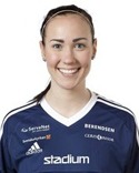 Ida Markström hade hoppats på seger i hemmapremiären Istället slutade det med förlust och utvisning för hockeykeepern Jacob Markströms syrra.