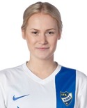 Backen Olivia Olofsson fick spela yttermittfältare och tackade för förtroendet med att göra 2-2-målet.