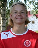 15-årige Helmer Bergström lobbade kyligt in Svartvik 2:s ledningsmål.