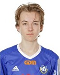 Bara 14 år och redan målskytt i sernior-fotbollen. Oliver Andersson satte Matfors 2: 3-1-mål.