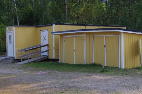 Domarrum, toalett och materialbod. Foto: Pia Skogman, Lokalfotbollen.nu.