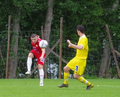 Ali Mahmoud satte Sunds segermål i Alnösundsderbyt mot Alnö, 3-2. Foto: Pia Skogman, Lokalfotbollen.nu.