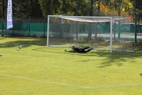 Östavalls målvakt enda ingripande i första halvlek.. Foto: Roger Mattsson, Lokalfotbollen.nu