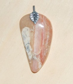 Halssmycke med Peruviansk rosa Opal sten