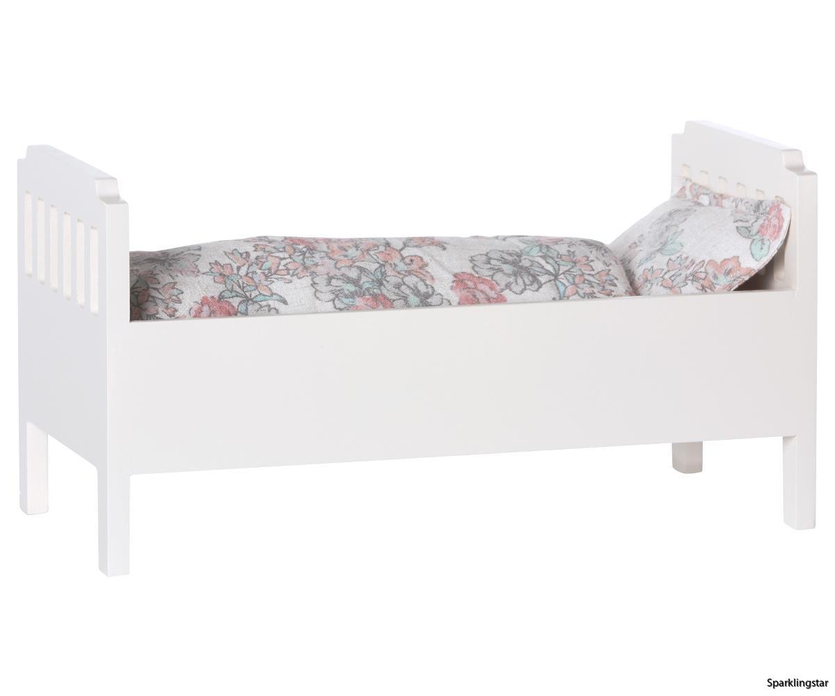 Maileg Bed Small Off White