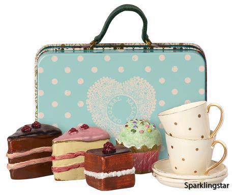 Maileg Suitcase With Cakes & Tableware For 2
