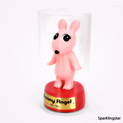 Sonny Angel Collector's Trophy Robbie Angel Pink