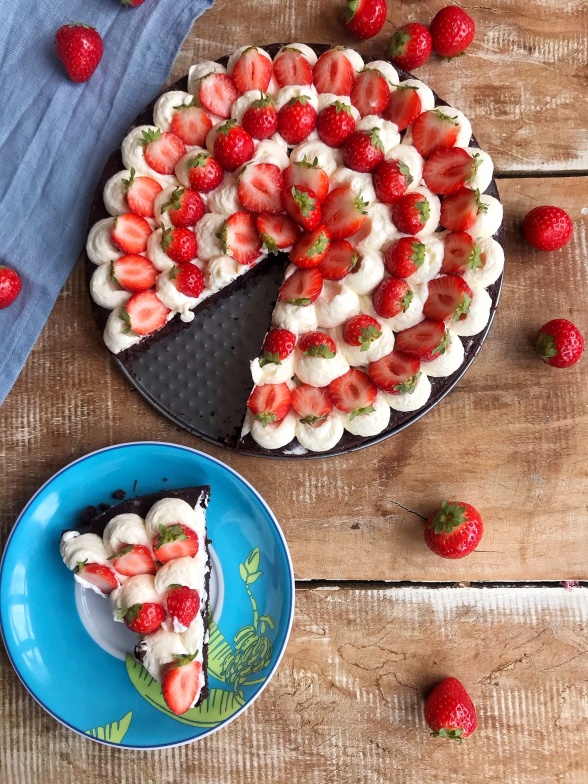 KLADDKAKA szwedzkie ciasto czekoladowe KLADDKAKA szwedzkie ciasto czekoladowe