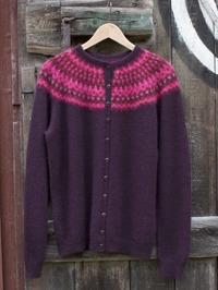 the New Azalea" acrdigan with aubergine main color