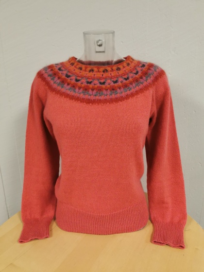 "Mandelträdet" jumper. Foto P. Silfverberg