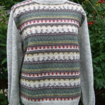 Gröna Ängen helmönstret front jumper/kofta