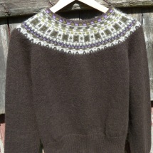 Allvaret jumper brun bottenfärg