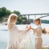 Sjal med volang 25% angora 75% merino stickpaket
